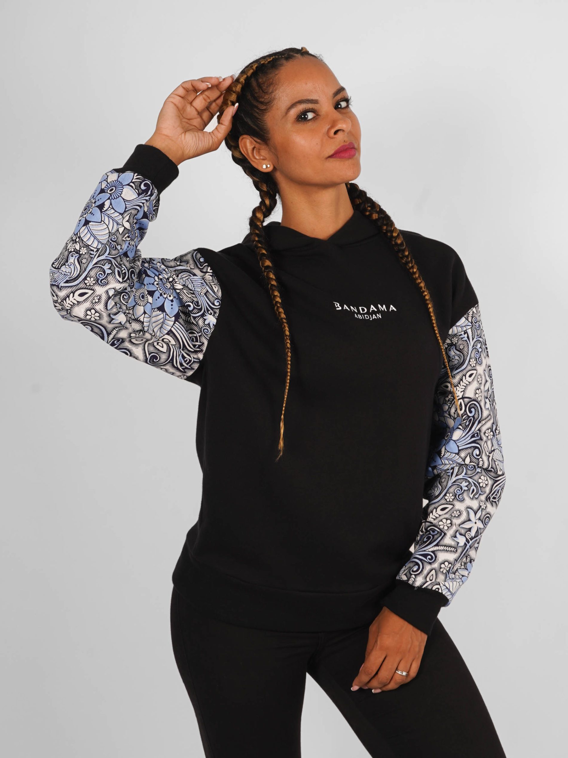 HOODIE_WAX_NOIR_DOUALA_FEMME_1